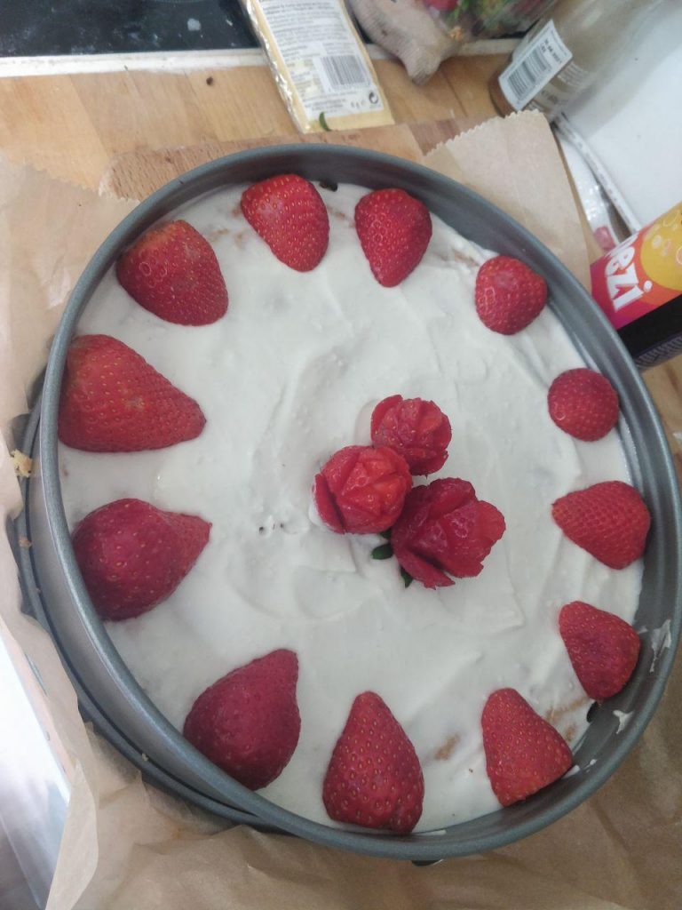 rustic Erdbeer Sahne-Frischkäse Torte – Cookbook